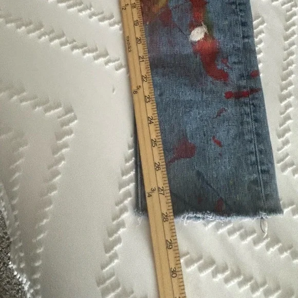 VINTAGE LEVI’S 505 DISTRESSED PAINT SPLATTER ONE OF A KIND 28 X 28 MIDRISE JEAN - Picture 11 of 15